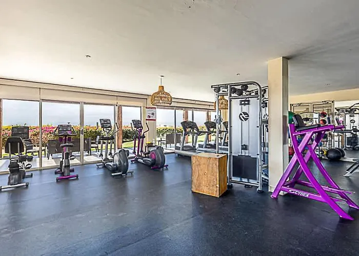 Vista Vela Luxury Ground Floor Terrace & Bbq Apartment