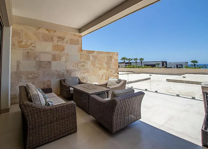 Vista Vela Luxury Ground Floor Terrace & Bbq Apartment *